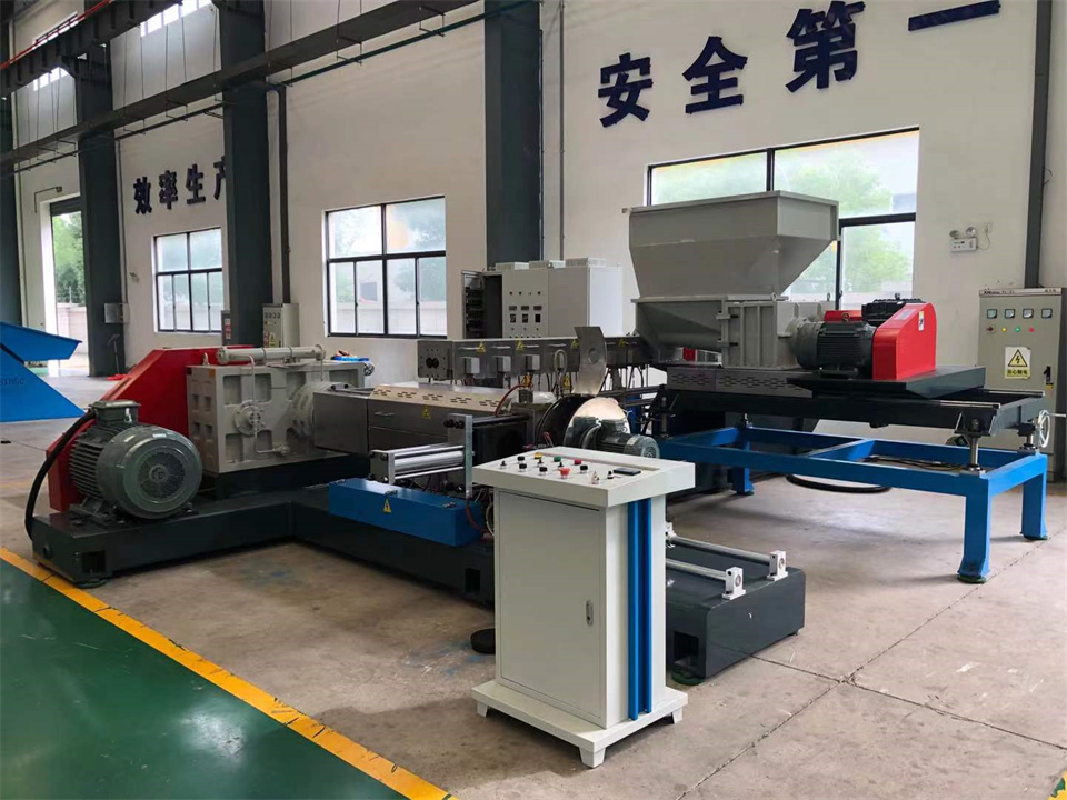 PVC阻燃劑造粒機(jī)——高效、環(huán)保的制粒解決方案